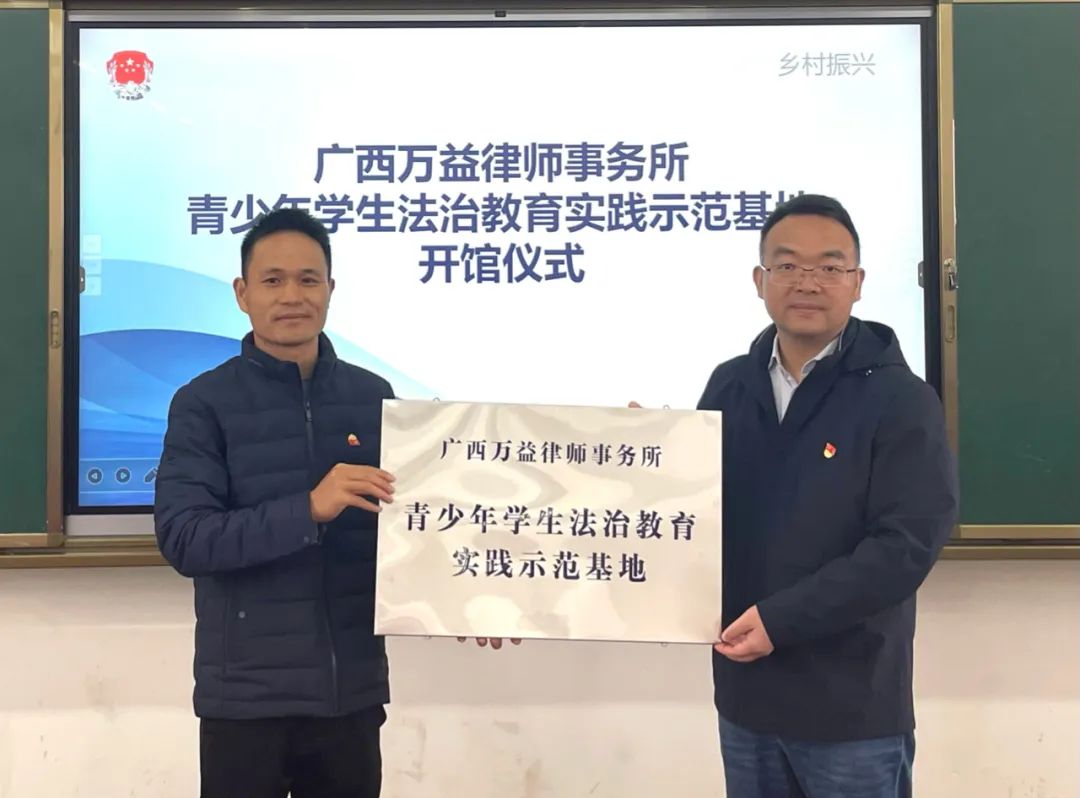 640 (2).jpg 640 (2).jpg